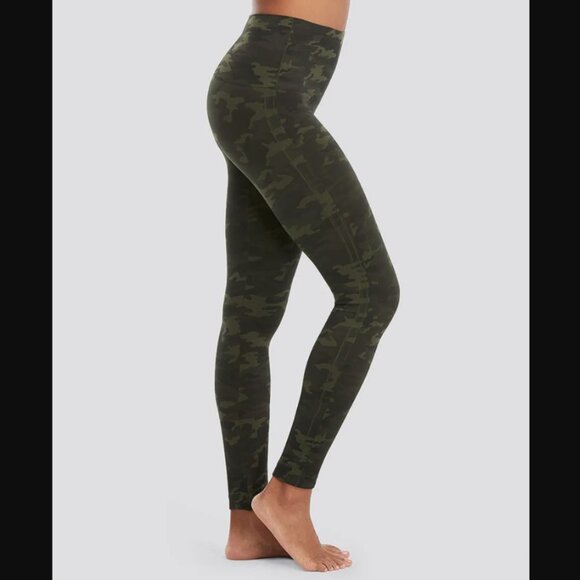 Camo Green Camouflage Leggings - Picture 2 of 8